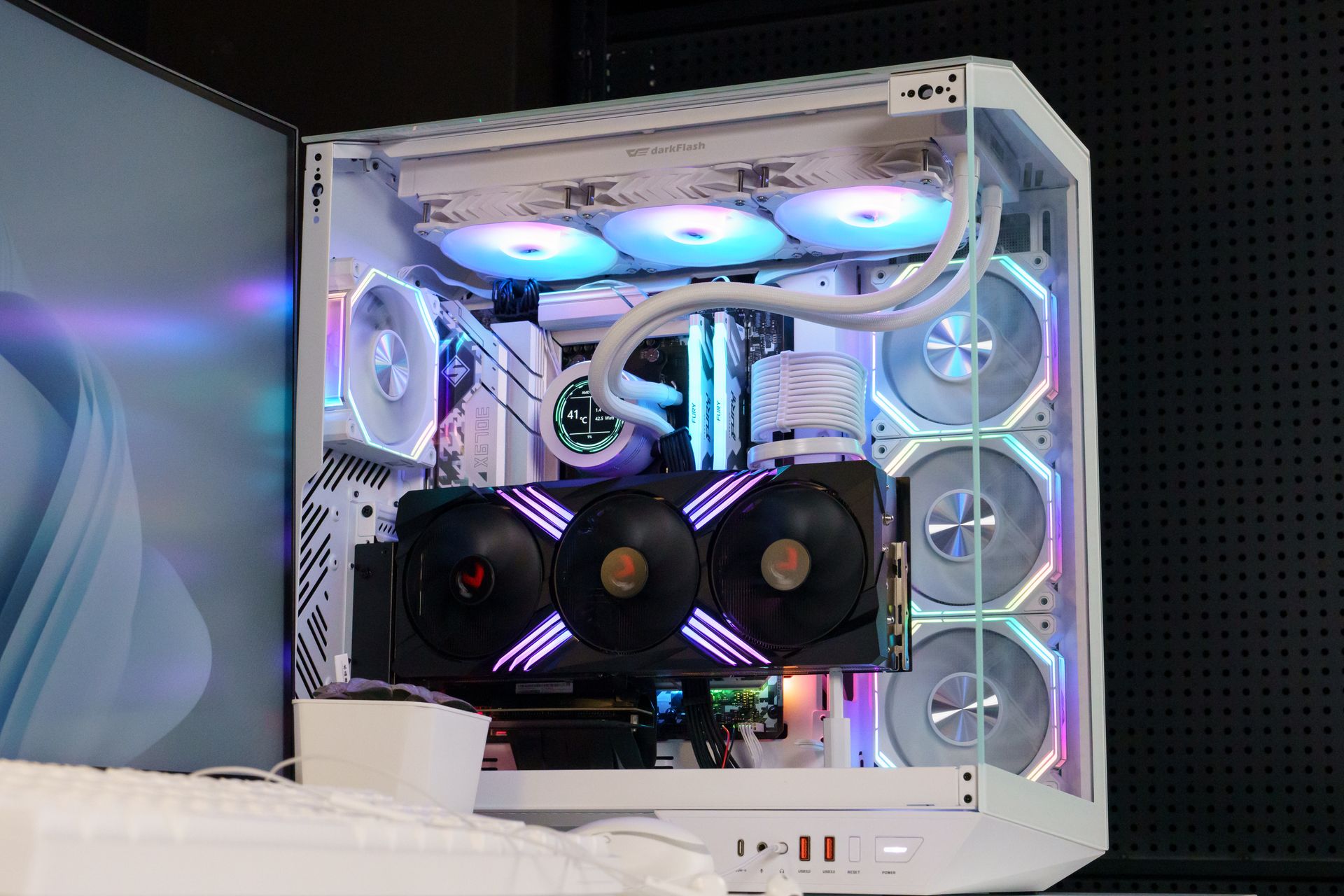 Vỏ máy tính ATX DY470